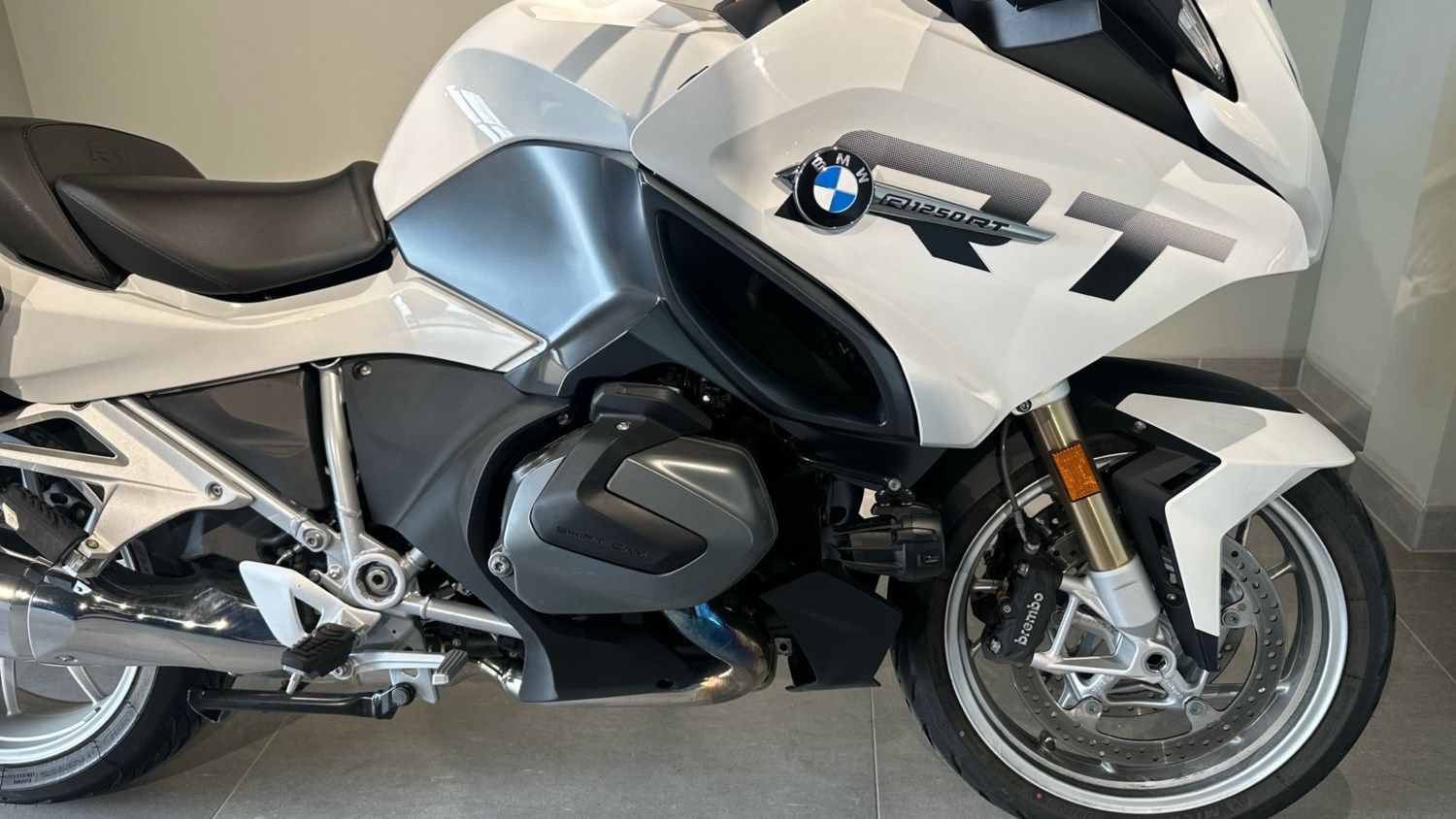 2024 BMW R1250 BMW R1250 RT LE TOURER Petrol Manual - Picture 7 of 10