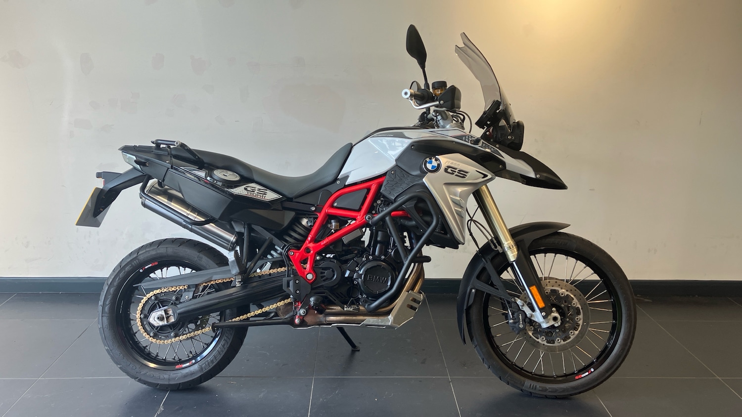 Used BMW F800 2017 for sale - 78885233: Photo 2
