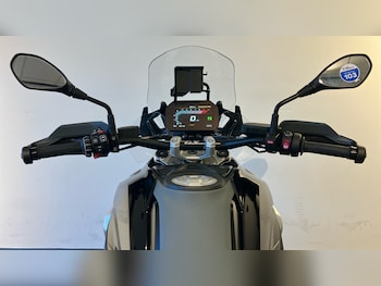 Used BMW R1300 2023 for sale - bike-76784806: Photo