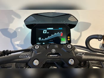 Used BMW M 2026 for sale - bike-77833152: Photo