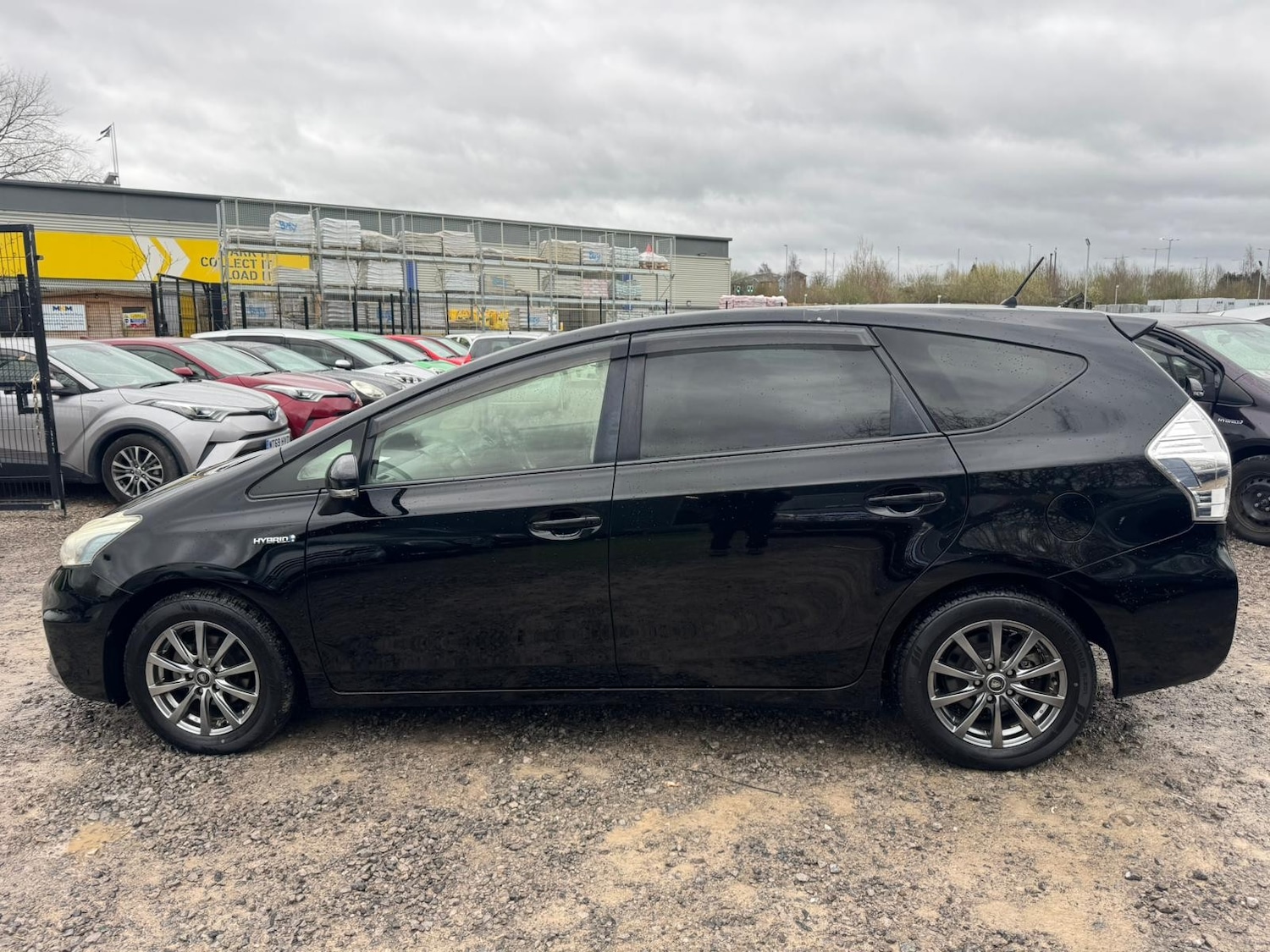 Used Toyota Prius+ 2026 for sale - 78039448: Photo 7