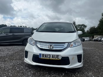 Used Honda Freed 2013 for sale - 79739302: Photo