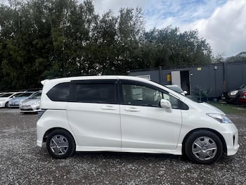 Used Honda Freed 2013 for sale - 79739302: Photo
