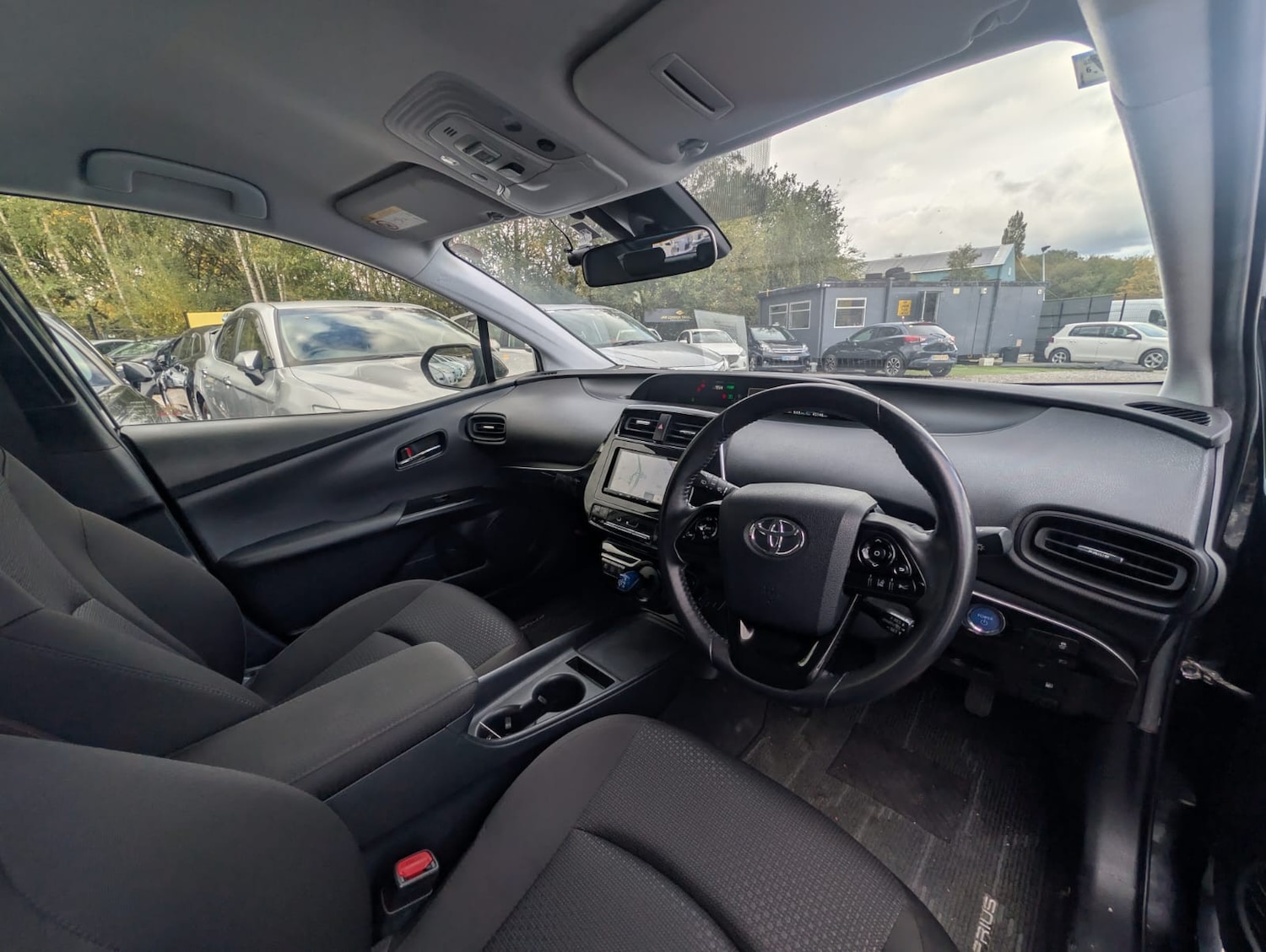 Used Toyota Prius 2025 for sale - 77187622: Photo 11