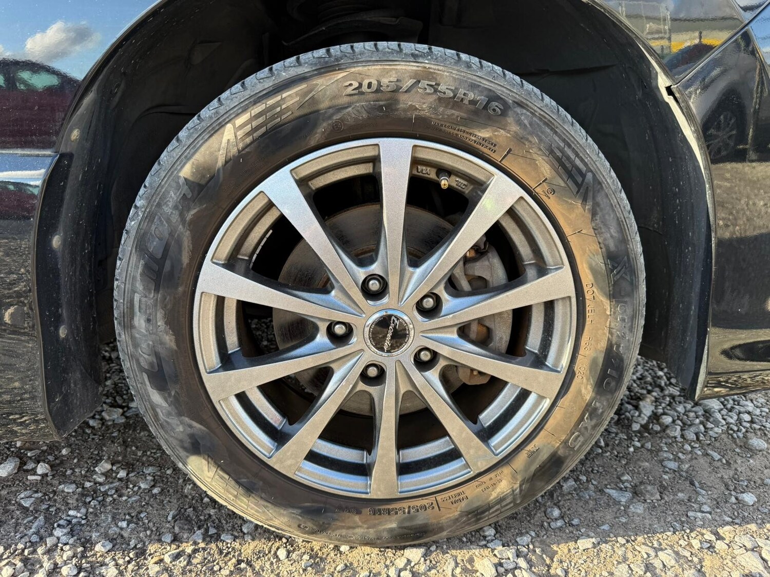 Used Nissan Serena for sale - 77708588: Photo 18