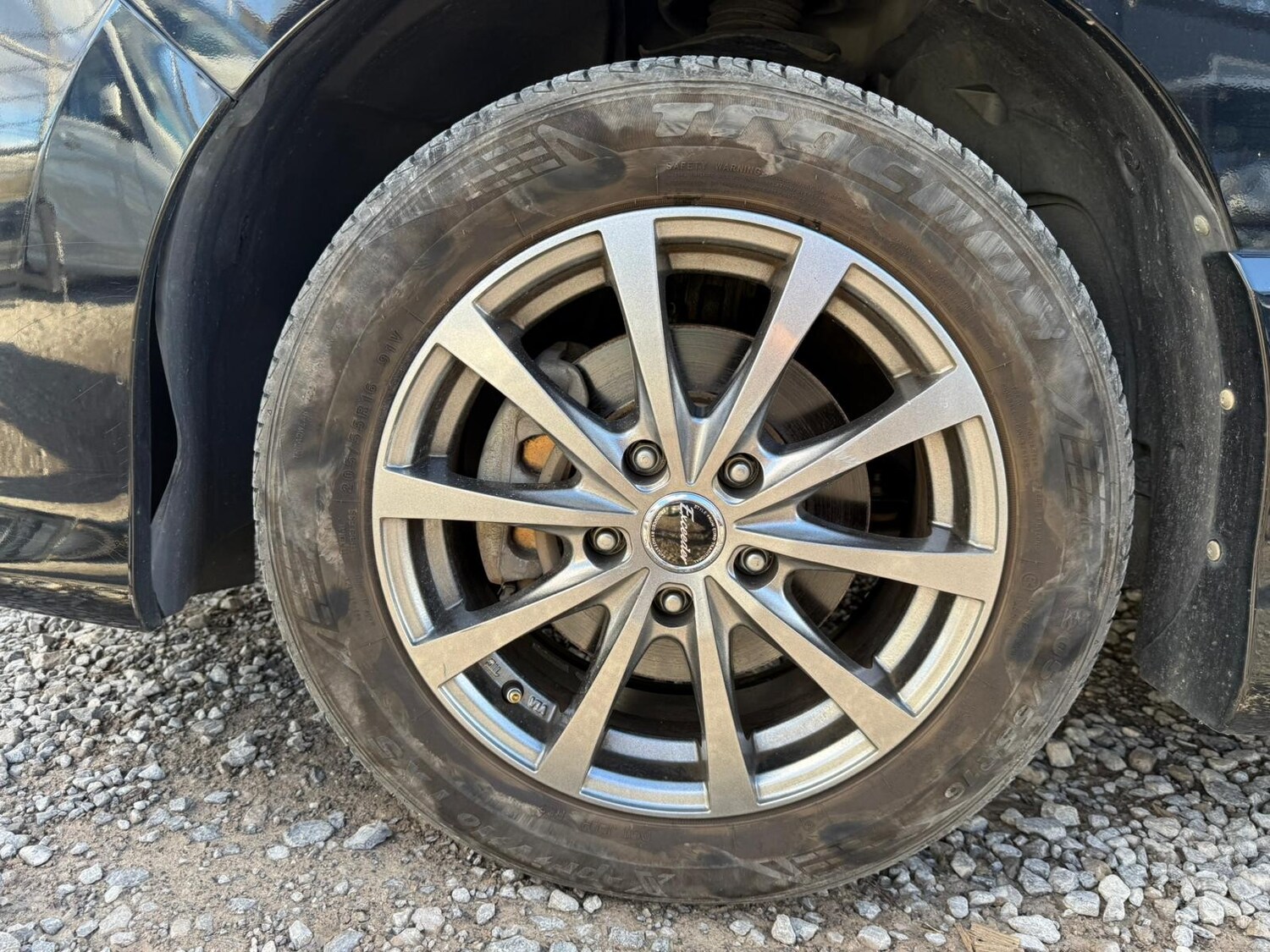 Used Nissan Serena for sale - 77708588: Photo 24