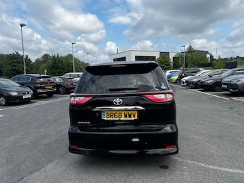 Used Toyota Estima 2018 for sale - 79301600: Photo