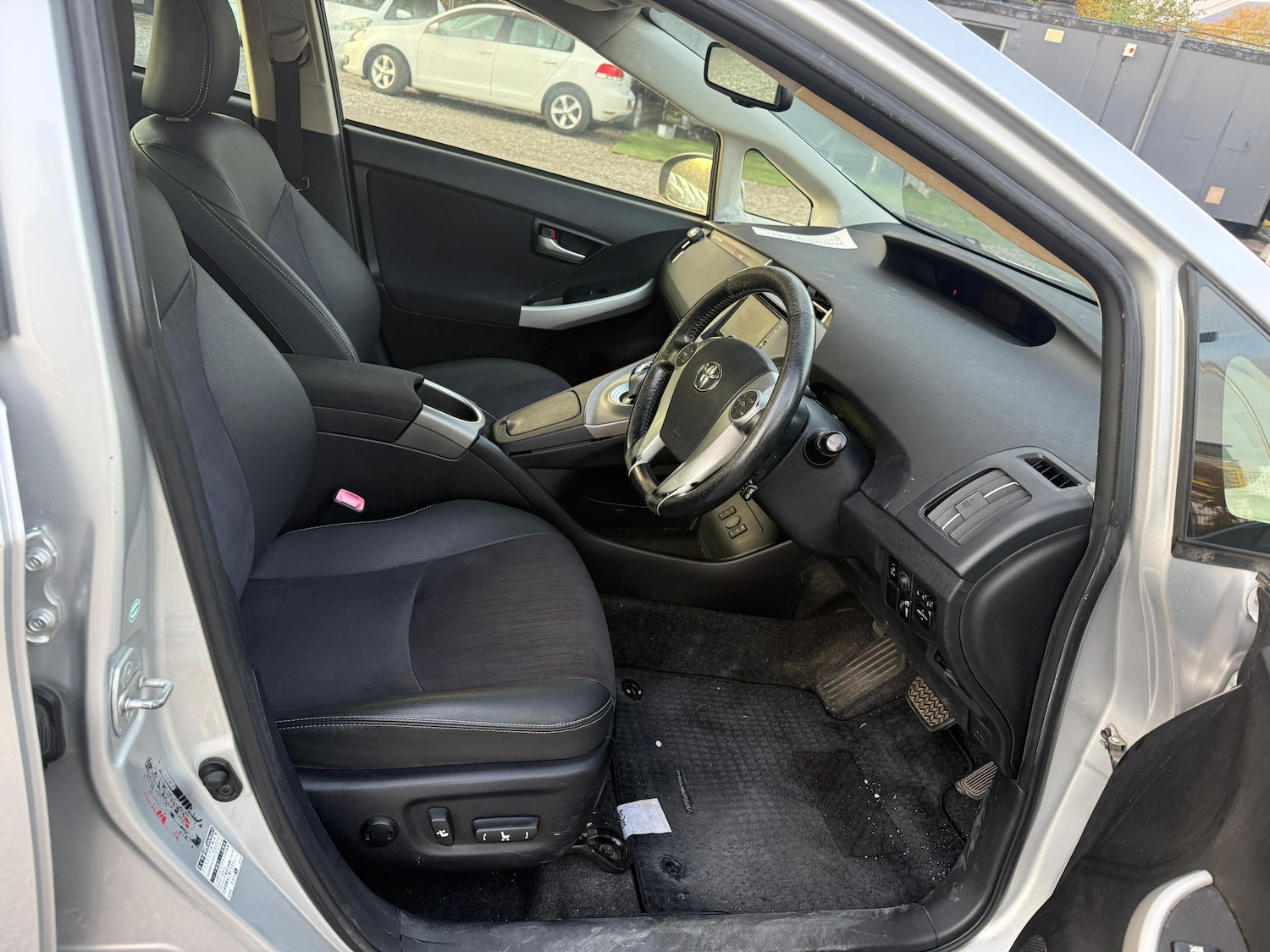 Used Toyota Prius 2025 for sale - 76449853: Photo 11