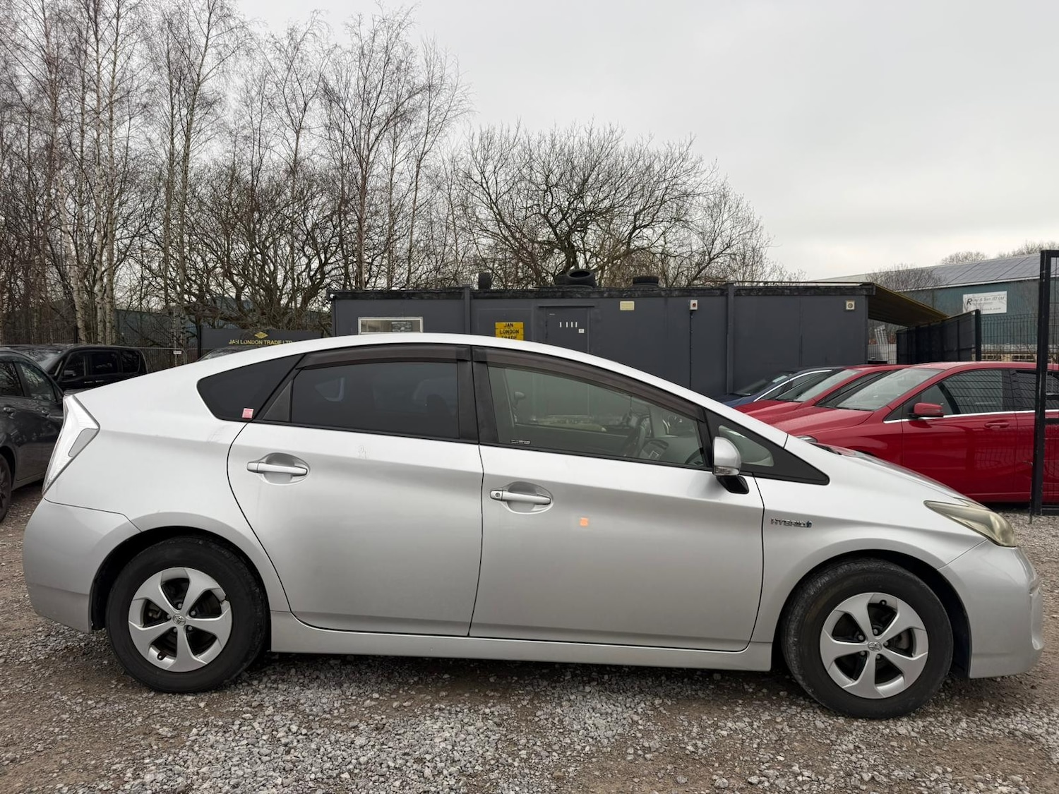 Used Toyota Prius for sale - 77421267: Photo 2
