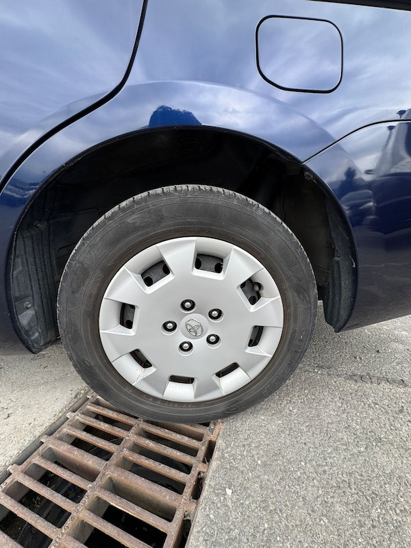Used Toyota Isis for sale - 75131172: Photo 11