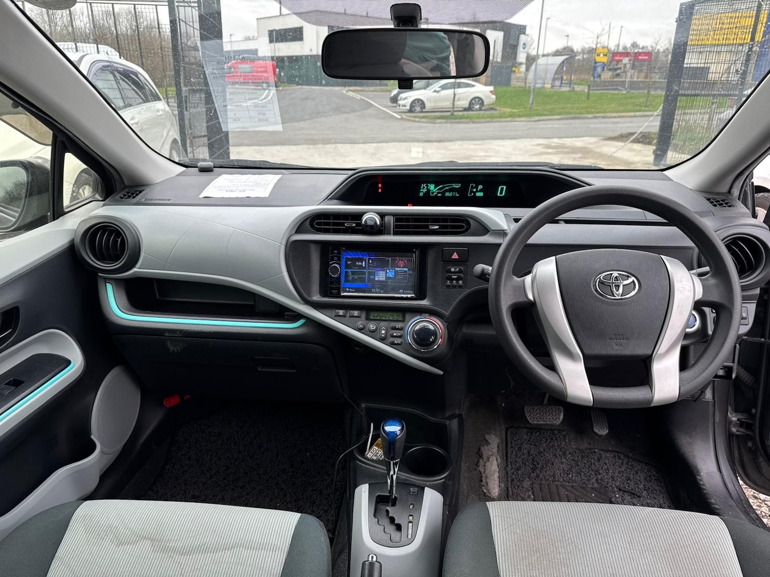 Used Toyota Aqua for sale - 77820070: Photo 13