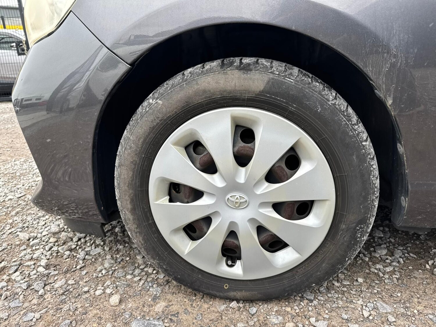 Used Toyota Aqua for sale - 77820070: Photo 27