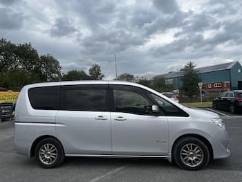 Used Nissan Serena 2014 for sale - 79636831: Photo