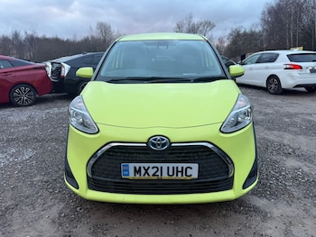 Used Toyota Sienta 2021 for sale - 77241482: Photo