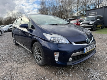 Used Toyota Prius 2015 for sale - 77708587: Photo