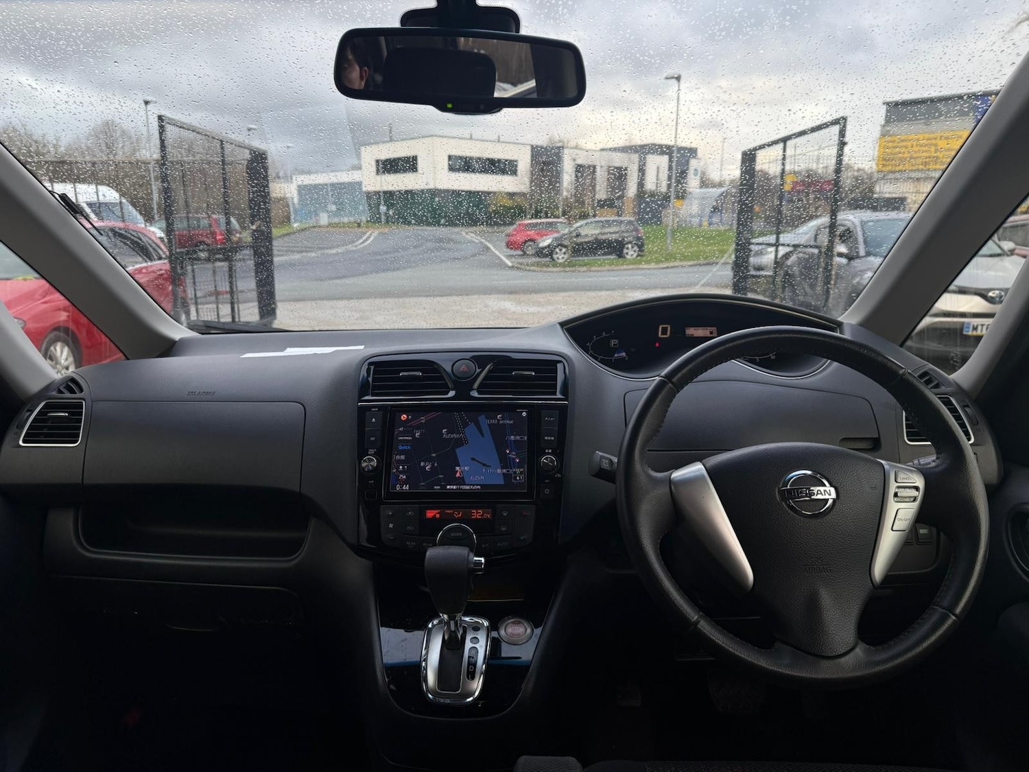 Used Nissan Serena 2026 for sale - 77483288: Photo 12