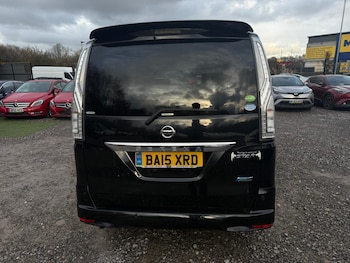 Used Nissan Serena 2015 for sale - 77483288: Photo