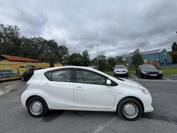 Used Toyota Aqua 2013 for sale - 79845338: Photo