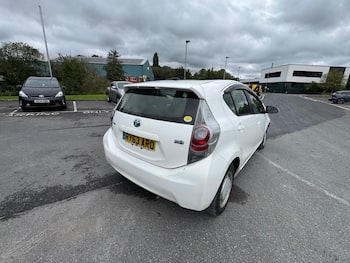 Used Toyota Aqua 2013 for sale - 79845338: Photo