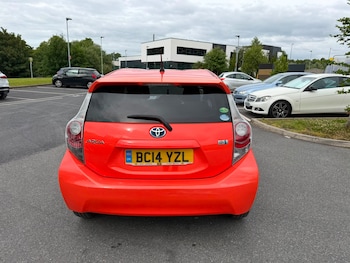 Used Toyota Aqua 2014 for sale - 79051329: Photo