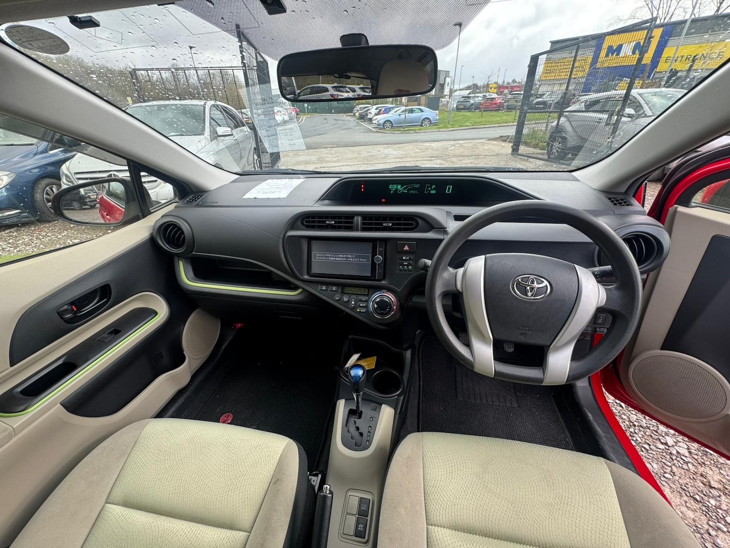 Used Toyota Aqua for sale - 78132118: Photo 13