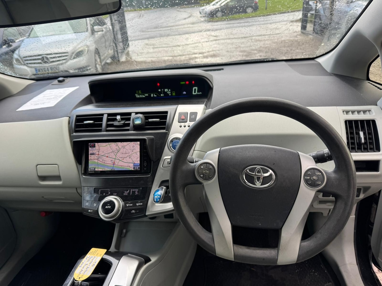 Used Toyota Prius+ 2026 for sale - 78219519: Photo 12