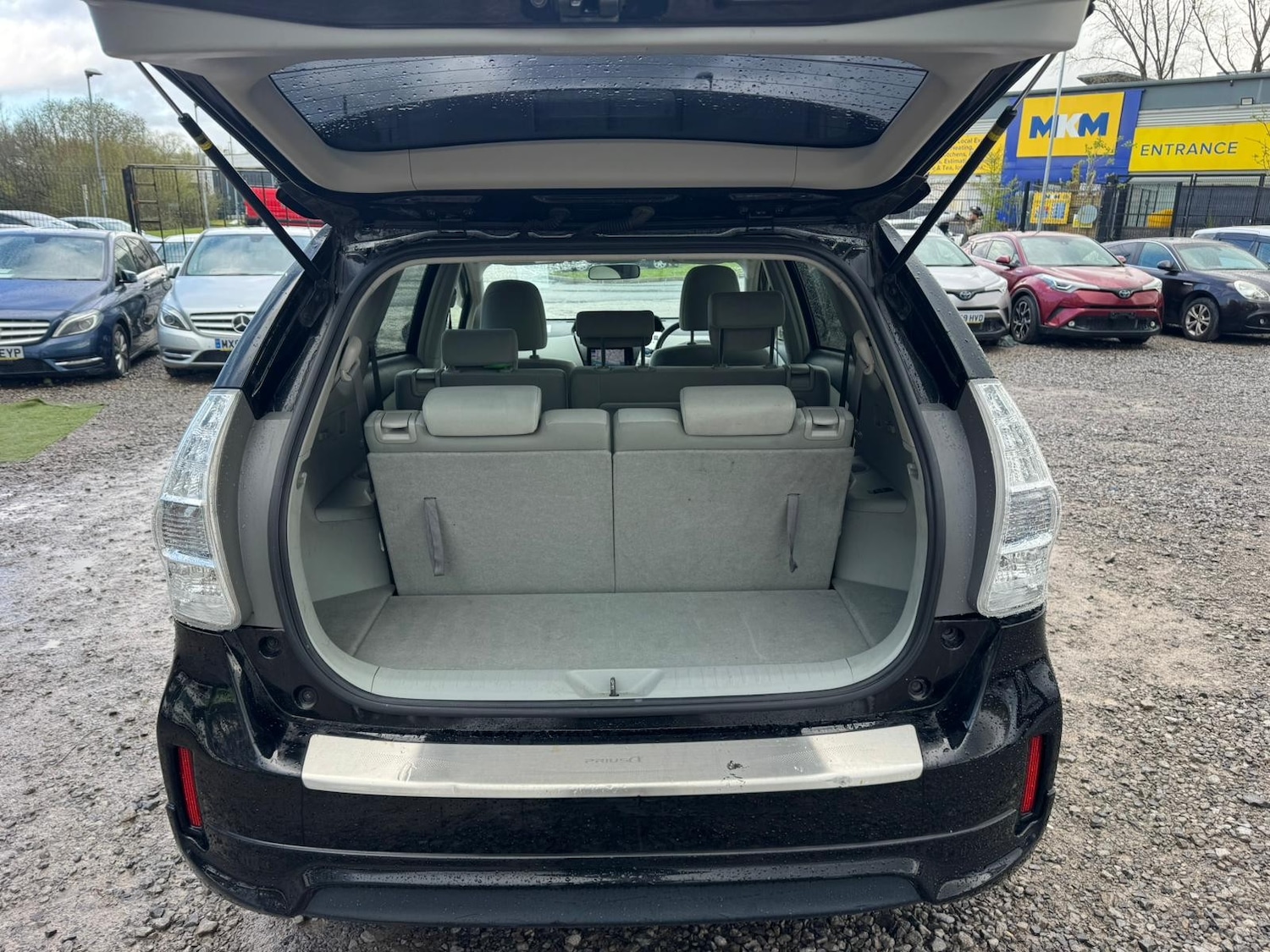 Used Toyota Prius+ 2026 for sale - 78219519: Photo 16