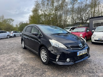 Used Toyota Prius+ 2013 for sale - 78219519: Photo