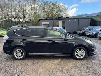 Used Toyota Prius+ 2013 for sale - 78219519: Photo