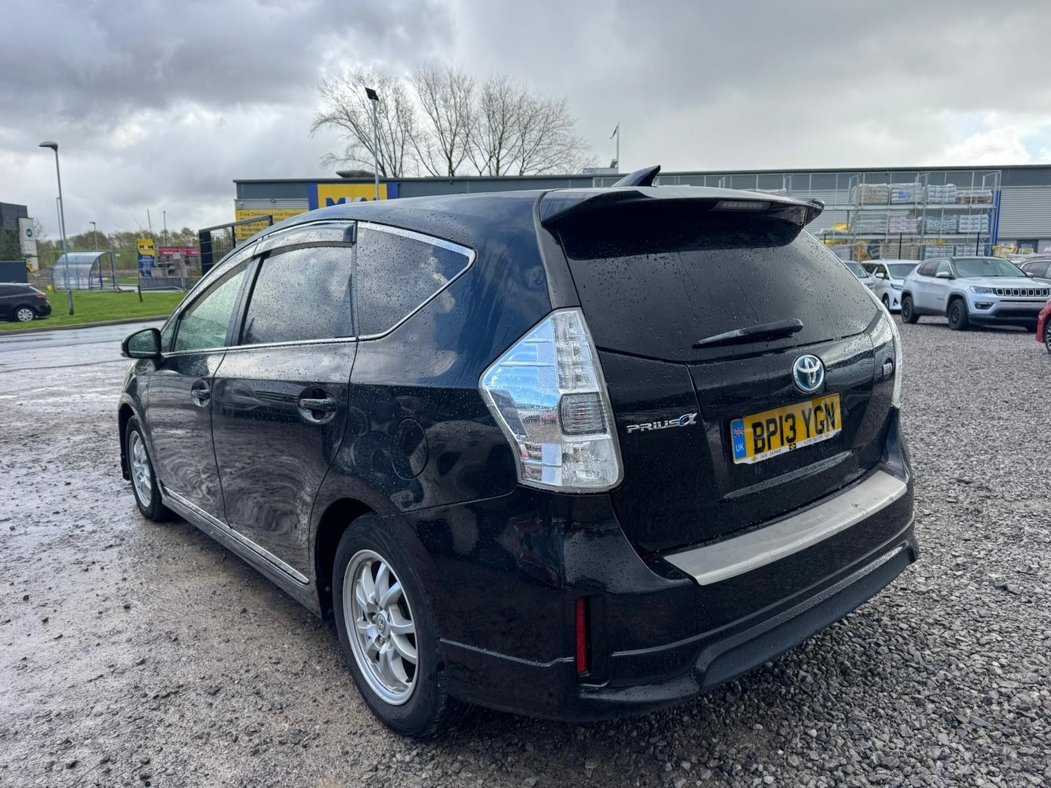 Used Toyota Prius+ 2026 for sale - 78219519: Photo 6