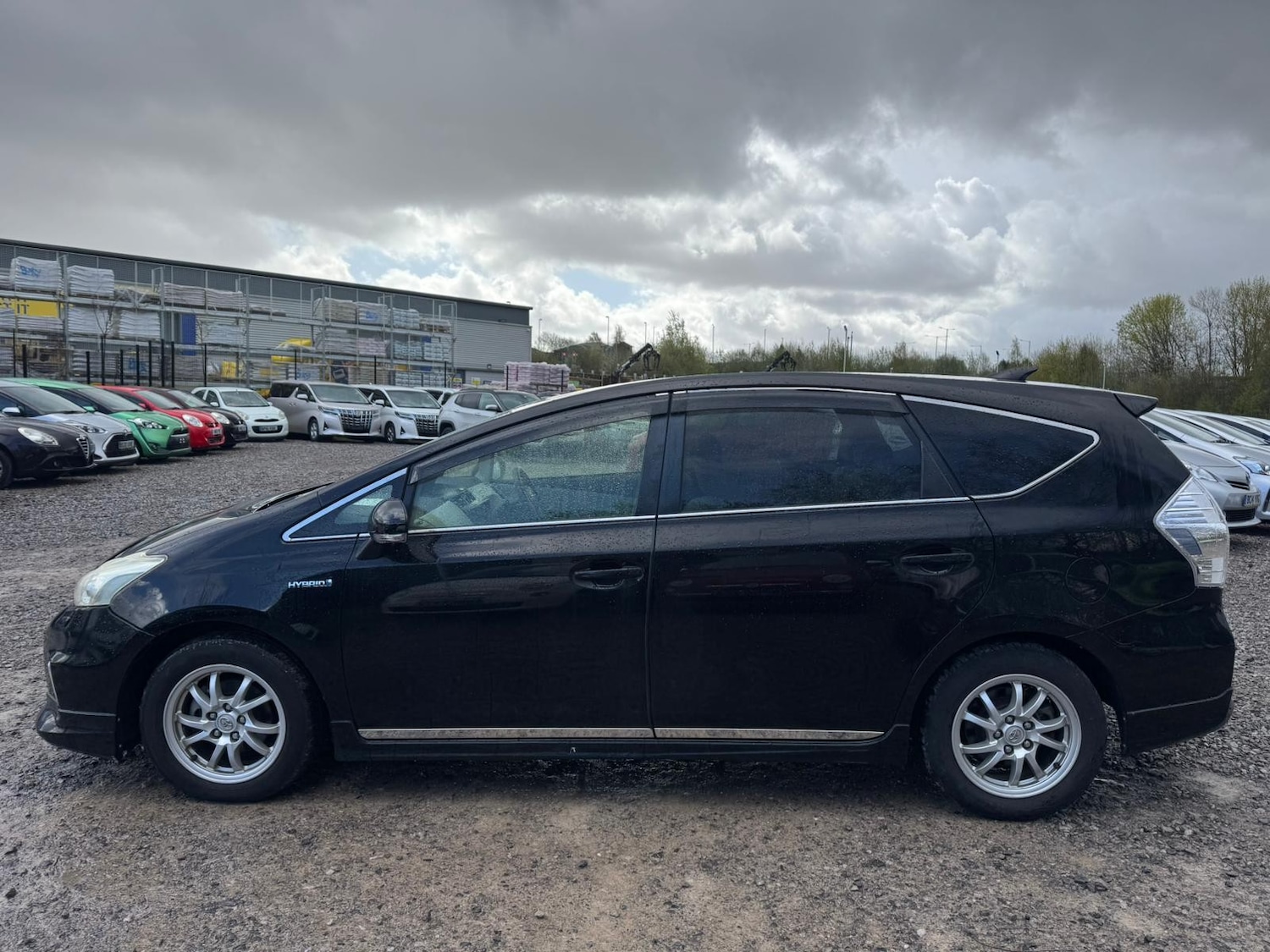 Used Toyota Prius+ 2026 for sale - 78219519: Photo 7