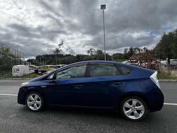 Used Toyota Prius 2011 for sale - 79749980: Photo