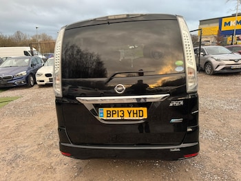 Used Nissan Serena 2013 for sale - 77307744: Photo