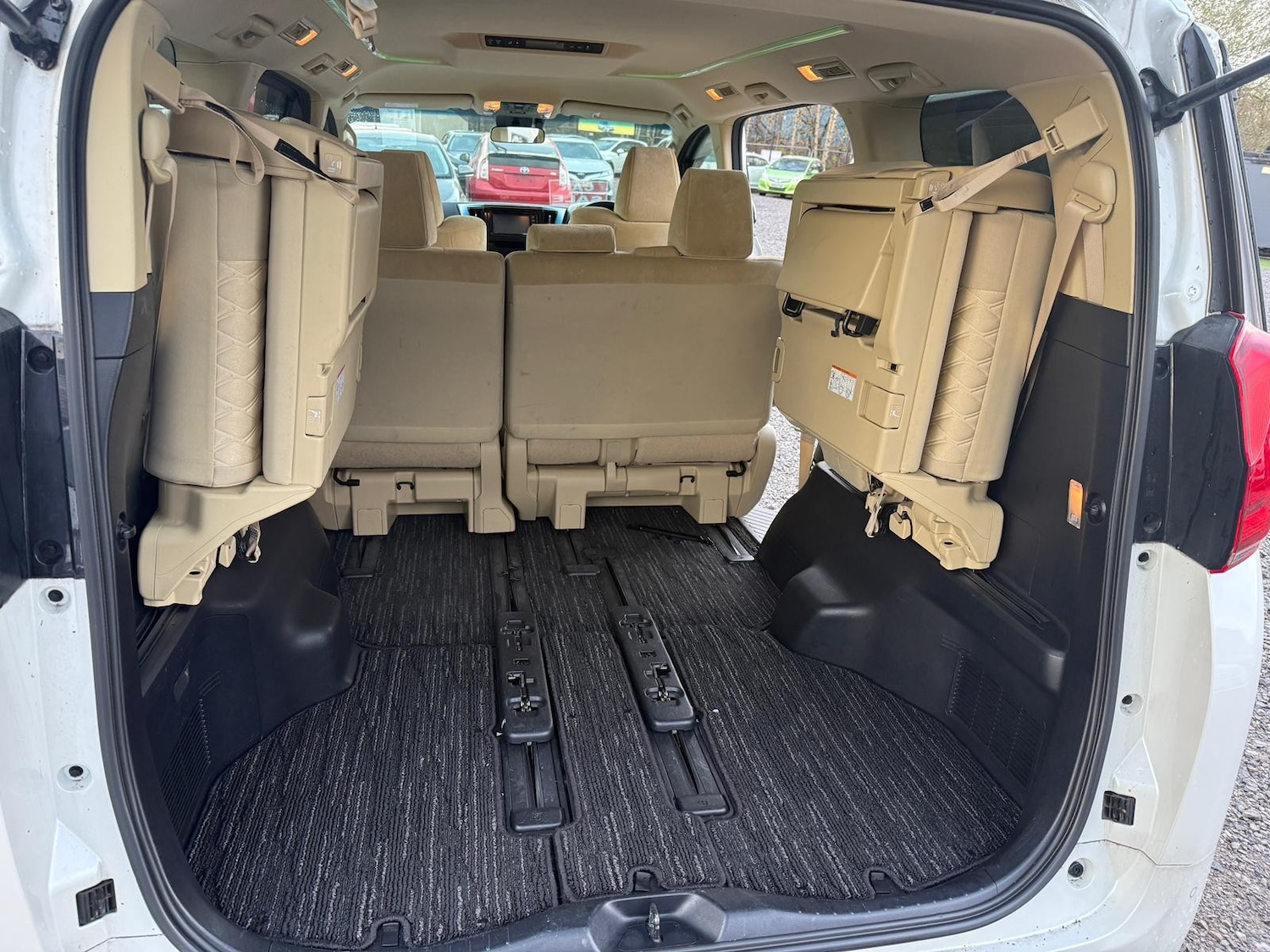 Used Toyota Alphard 2025 for sale - 76724088: Photo 18