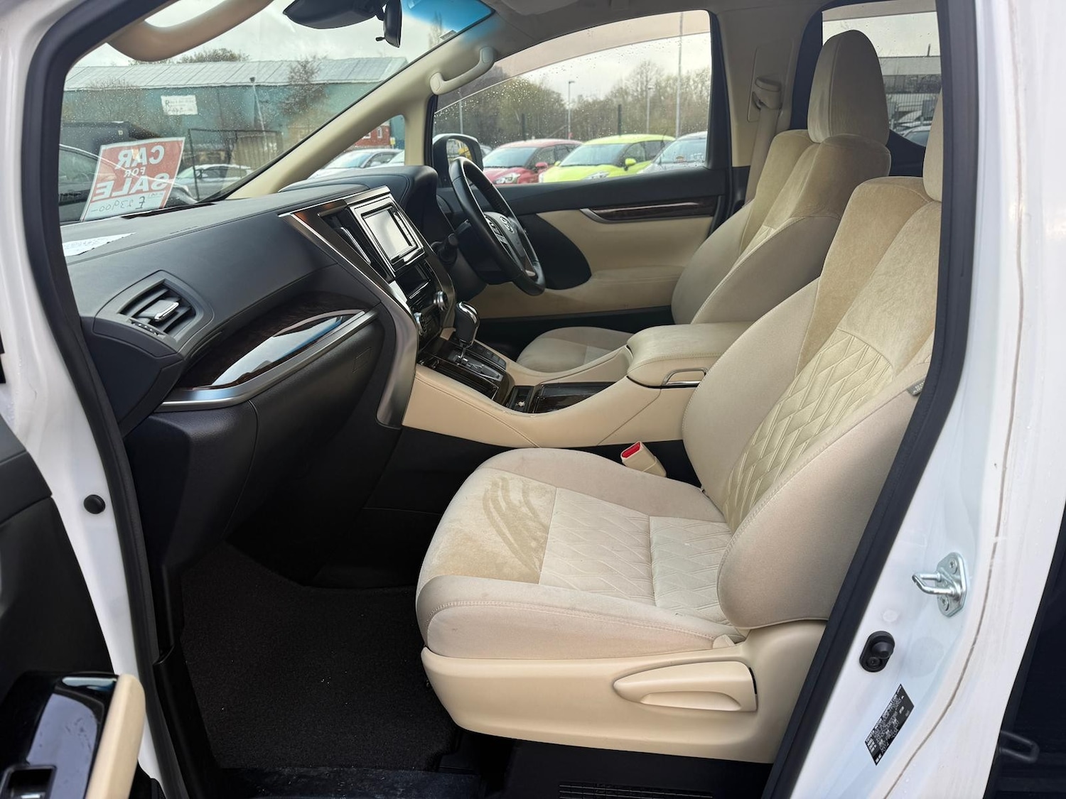 Used Toyota Alphard 2025 for sale - 76724088: Photo 21