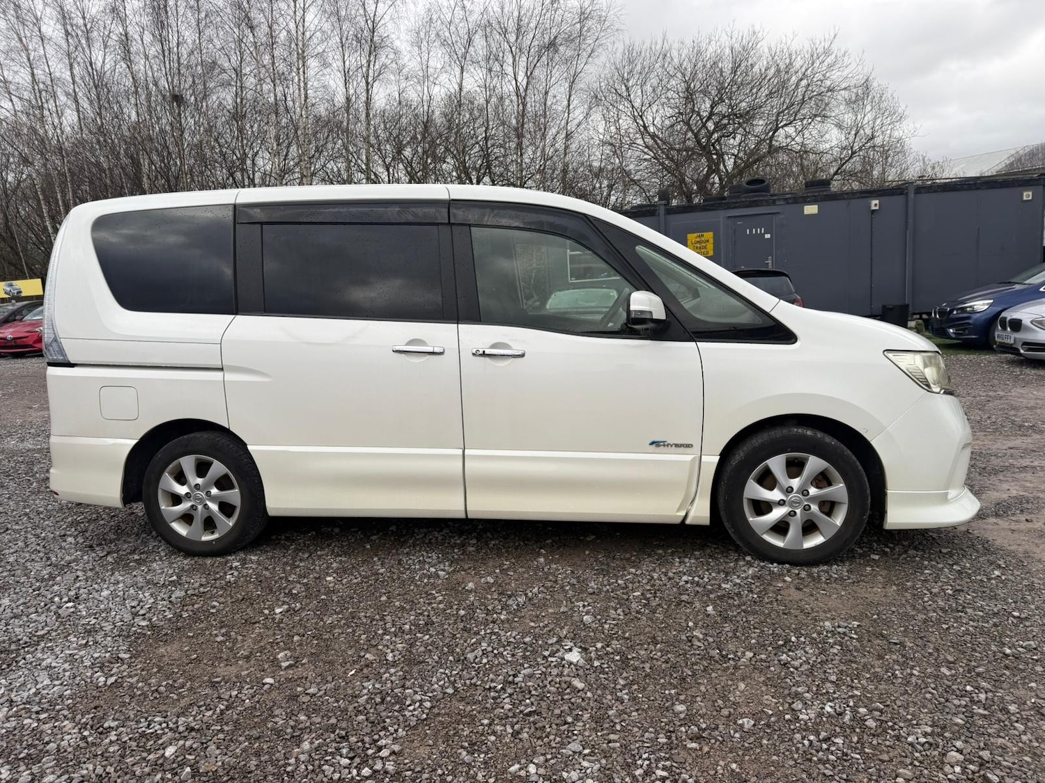 Used Nissan Serena 2026 for sale - 77293601: Photo 2