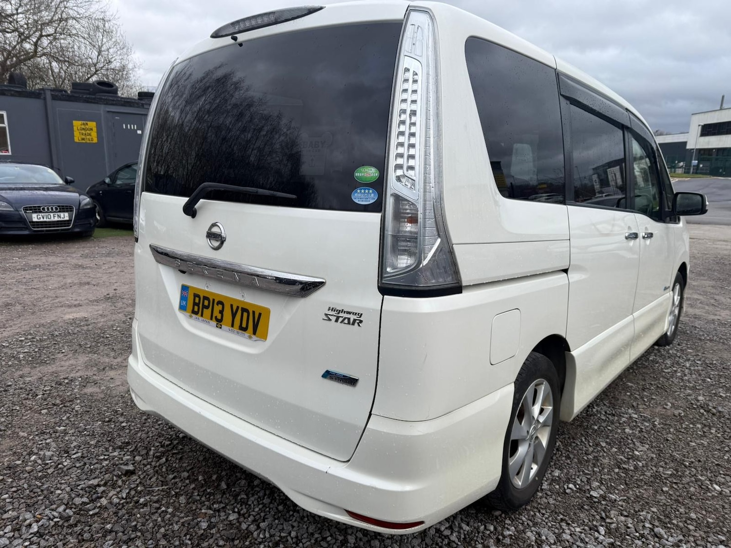 Used Nissan Serena 2026 for sale - 77293601: Photo 3