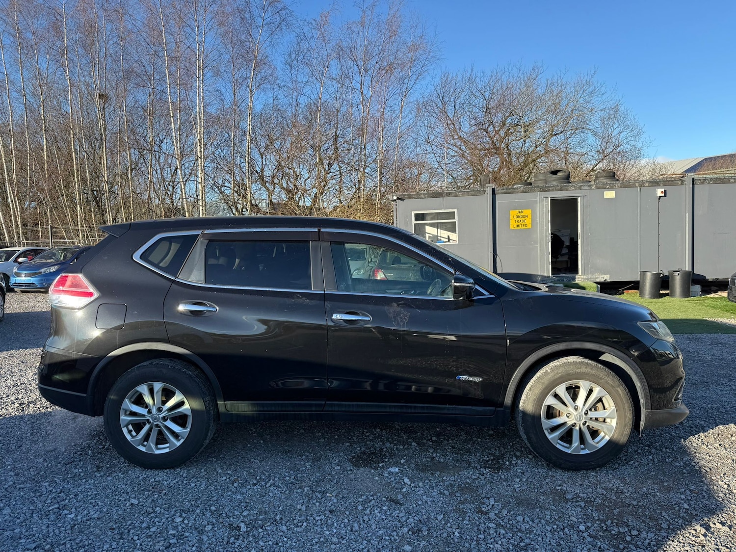 Used Nissan X-Trail for sale - 77100937: Photo 2