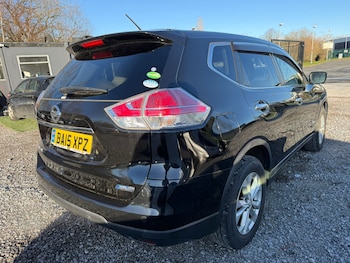 Used Nissan X-Trail 2015 for sale - 77100937: Photo