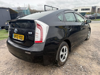 Used Toyota Prius 2013 for sale - 77293595: Photo