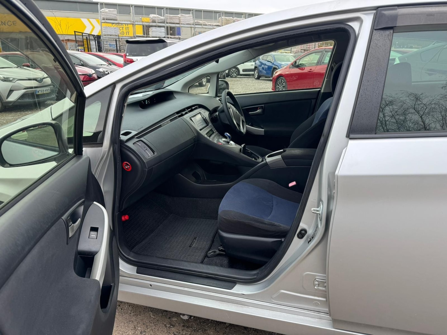 Used Toyota Prius for sale - 77373138: Photo 17