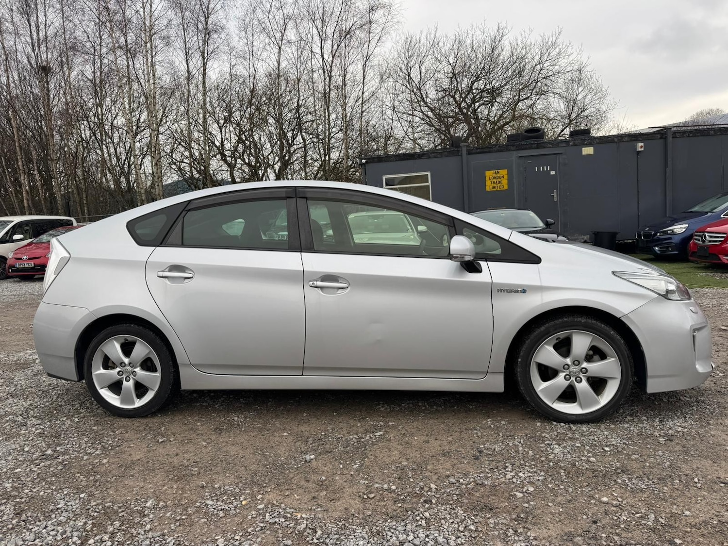 Used Toyota Prius for sale - 77373138: Photo 2