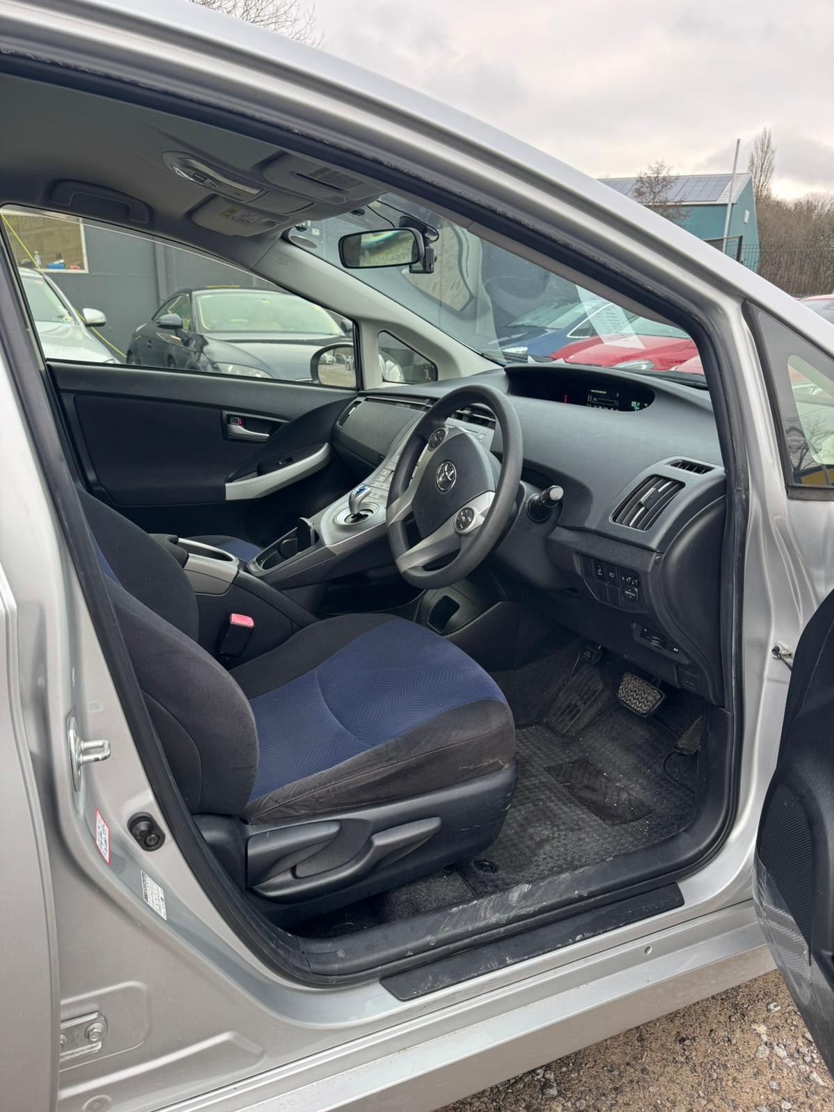 Used Toyota Prius for sale - 77373138: Photo 9