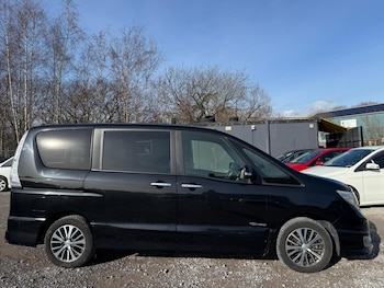 Used Nissan Serena 2014 for sale - 77563659: Photo