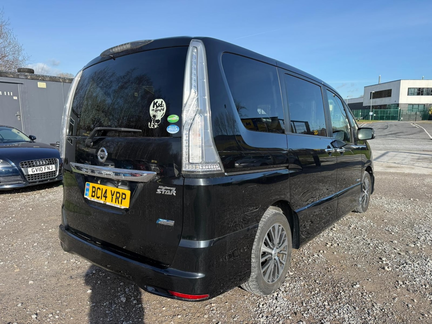 Used Nissan Serena 2026 for sale - 77563659: Photo 3