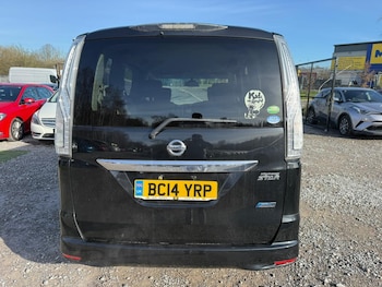 Used Nissan Serena 2014 for sale - 77563659: Photo