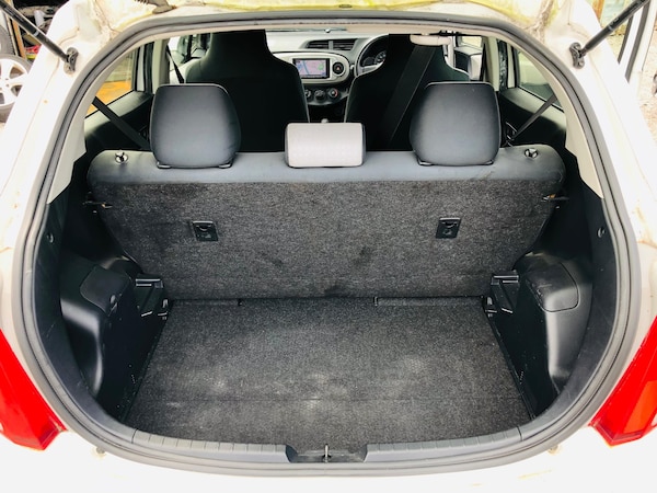 Used Toyota Vitz 2025 for sale - 76317398: Photo 16
