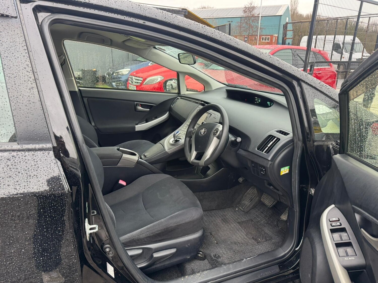 Used Toyota Prius for sale - 77560742: Photo 11