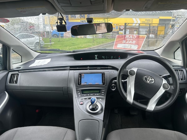 Used Toyota Prius 2025 for sale - 74518248: Photo 7