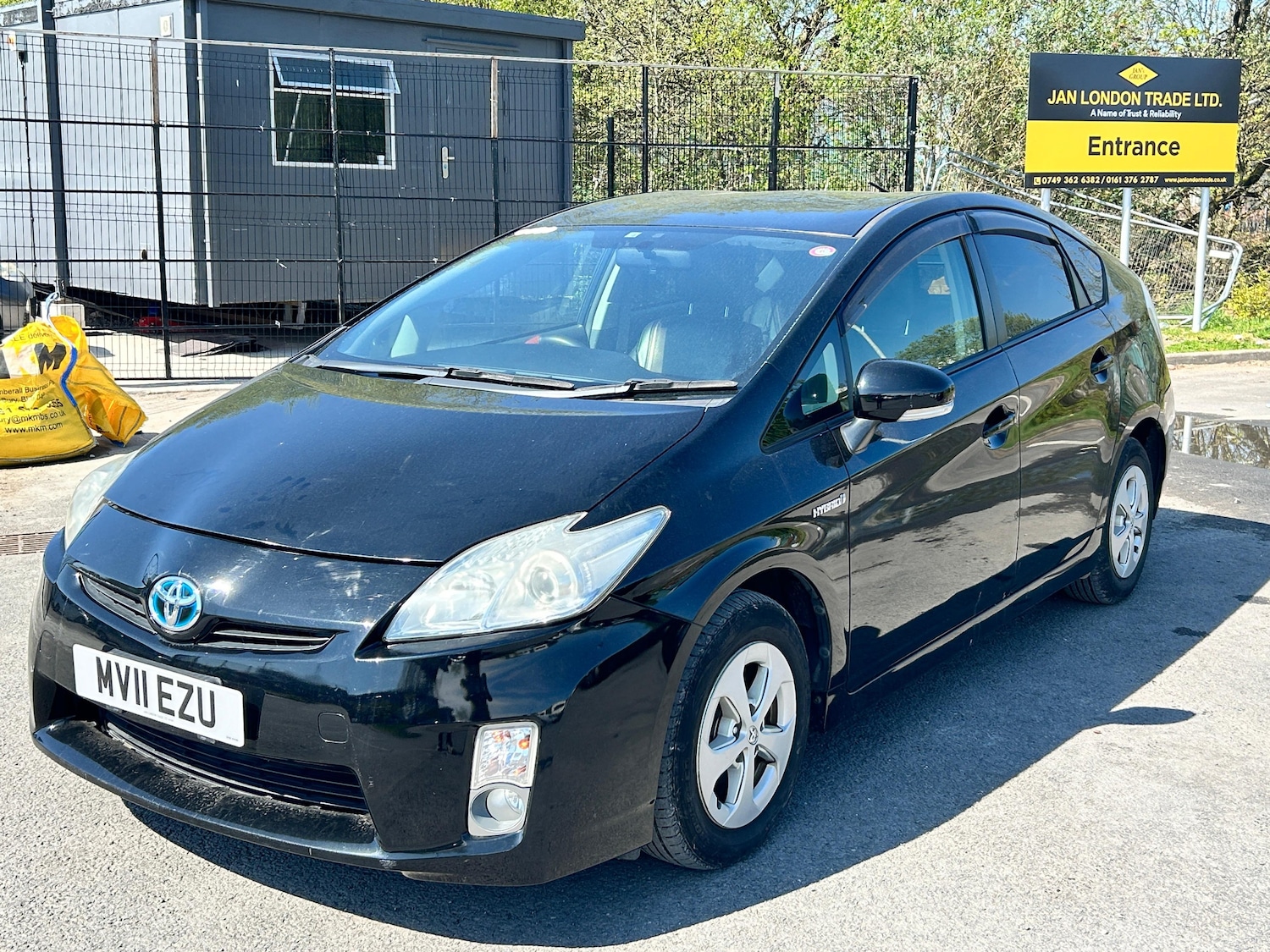Vehicle 27